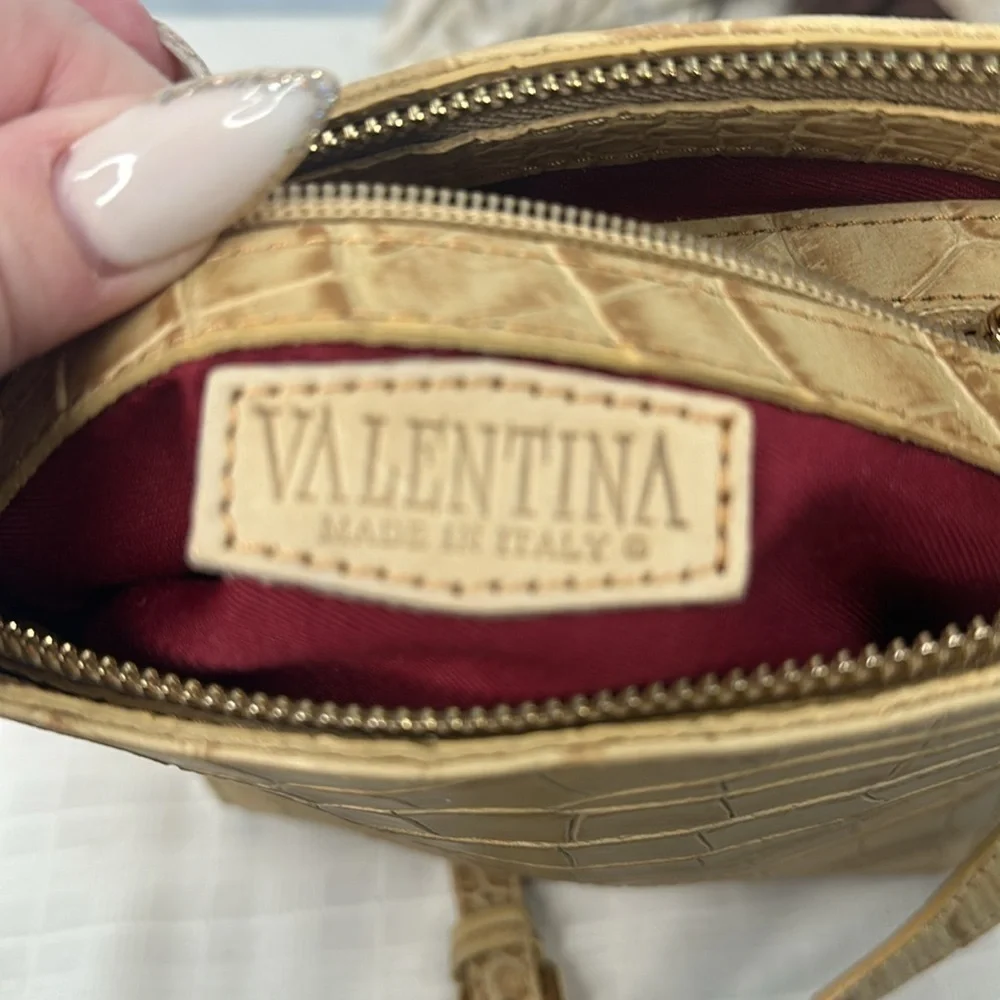 Valentina Tulip croc Embossed crossbody bag
